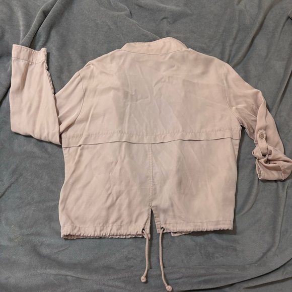 Lightweight utility jacket - Picture 5 of 8